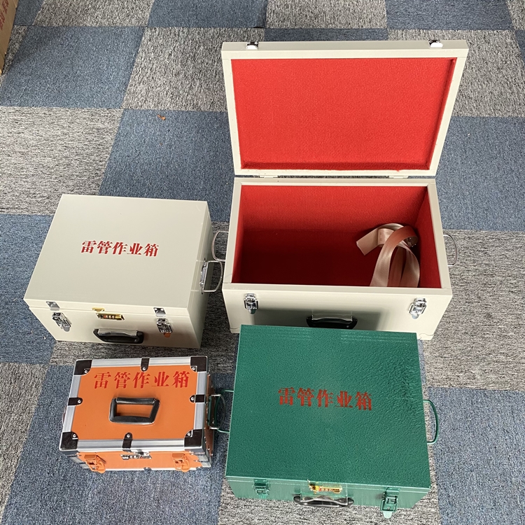 黔西南爆破工程作业箱如何选择？玻璃钢与传统材质的全面对比